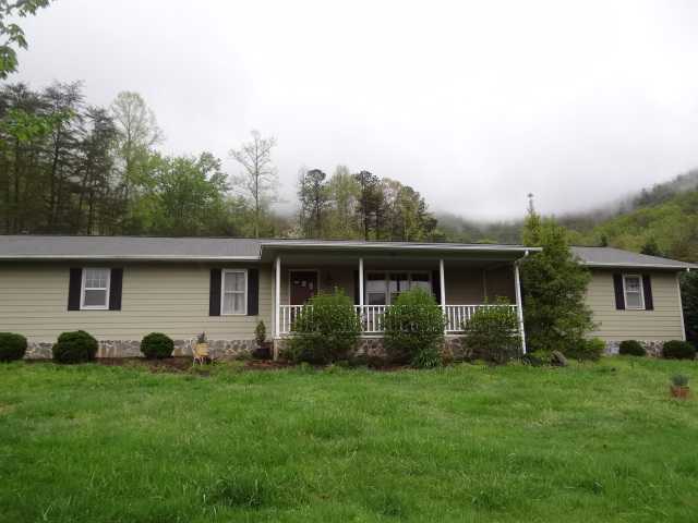 95 Parks Rd, Hiawassee, GA 30546 listhub For Sale