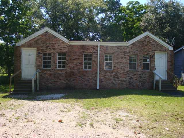 1107 Canal St, Pascagoula, MS 39567