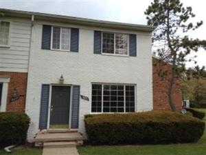 Single Family Home for Sale, ListingId:19255609, location: 429 FOX HILLS DR Bloomfield 48304