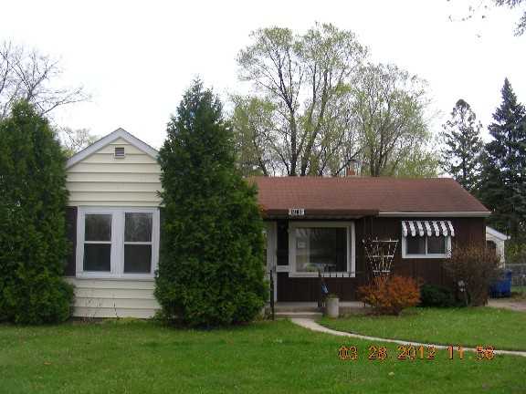 1914 HAMILTON, OSHKOSH, WI 54903 listhub For Sale