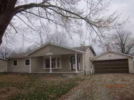 420 Elizabeth Dr, Owosso, MI 48867