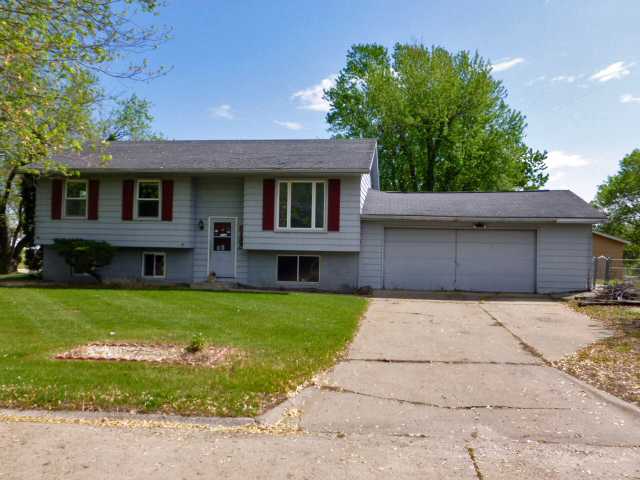 9185 WAVELAND DR, NORWALK, IA 50211 listhub For Sale