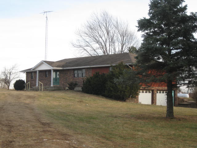Single Family Home for Sale, ListingId:17987478, location: Smithton 65350
