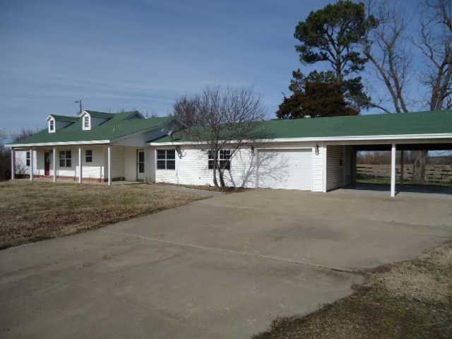 10298 W CR 1190 aka Rt 3 Box 8795, Stigler, OK 74462 listhub For Sale