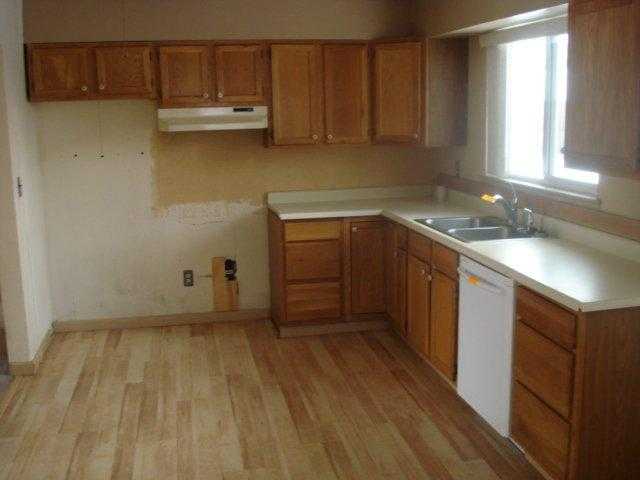 1500 South PIERCE Street, Lakewood, CO 80232 listhub For Sale