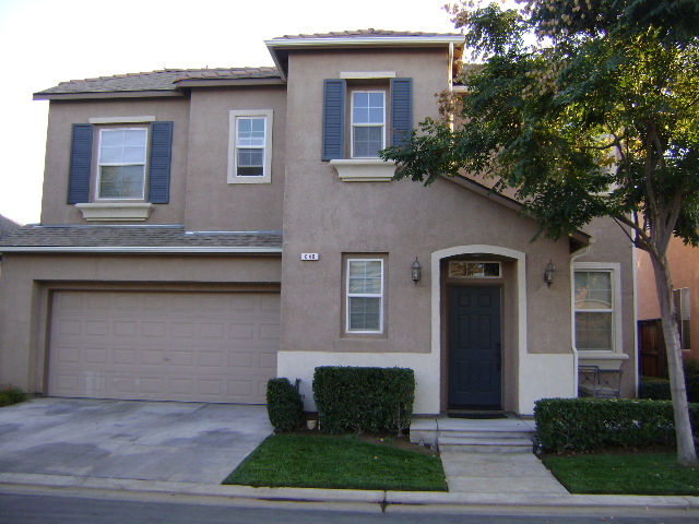 648 West Lisbon Ln, Clovis, California Homes & Land - Real Estate