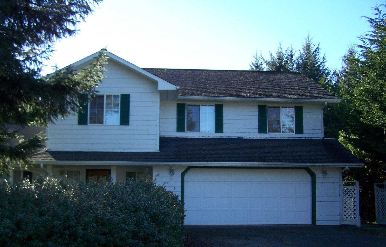 145 China Creek Ct, Crescent City, CA 95531