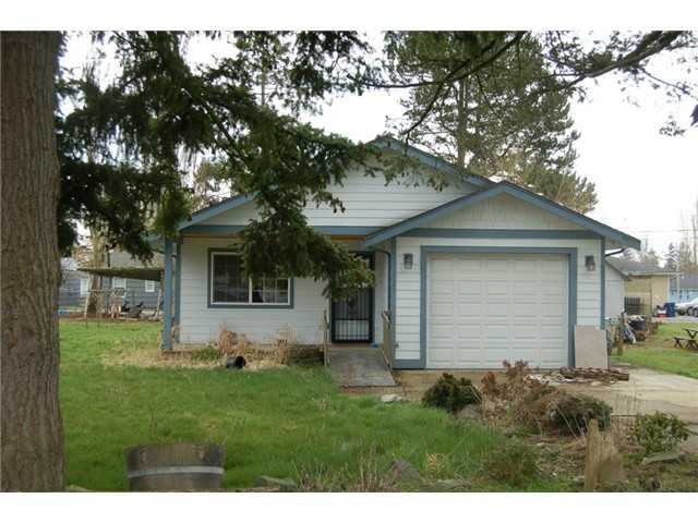 523 D St, Blaine, WA 98230